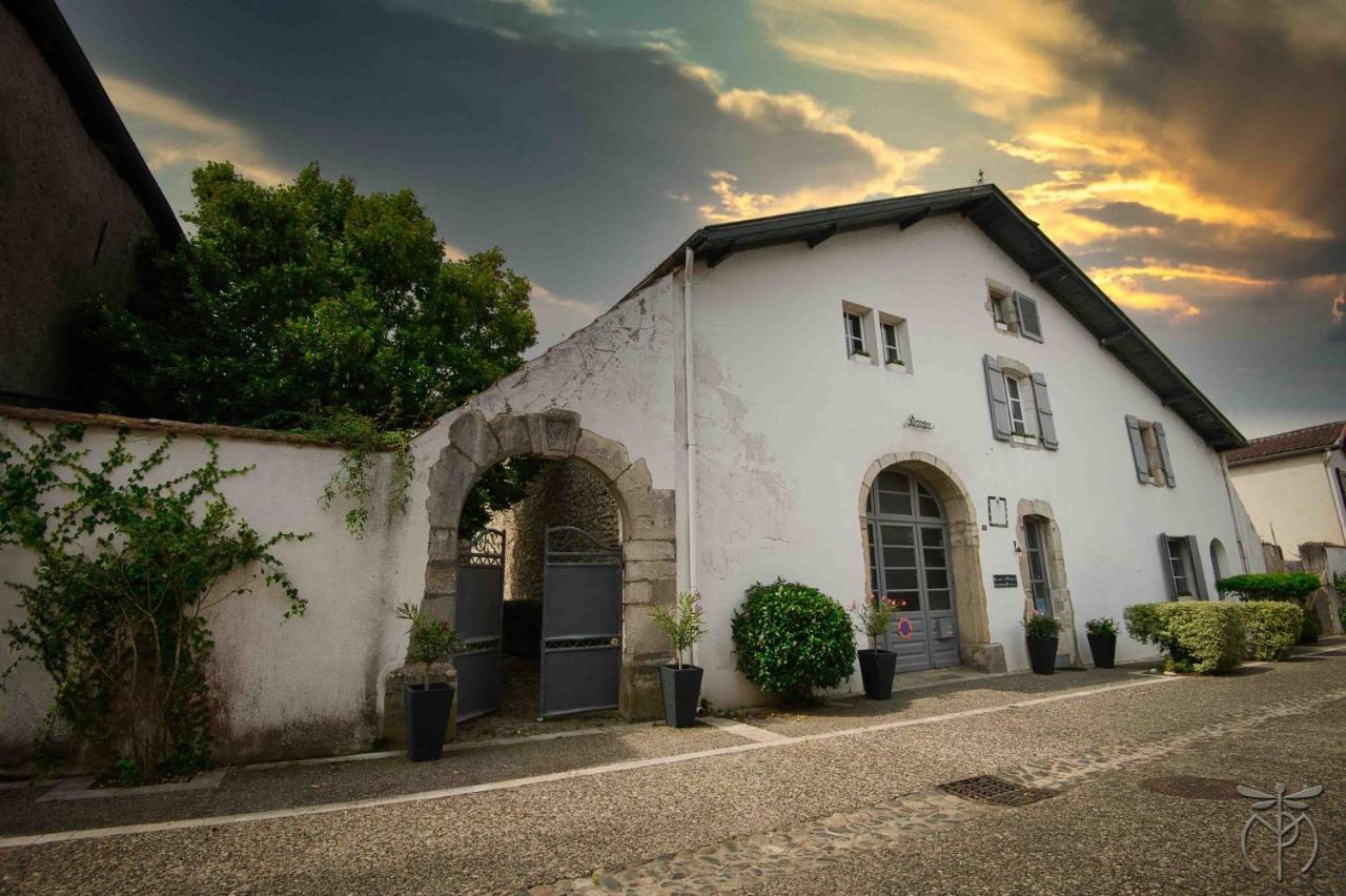 Maison Du Pierrou Sorde-lʼAbbaye Exterior foto